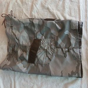 Billabong men's swim Trunk size 34